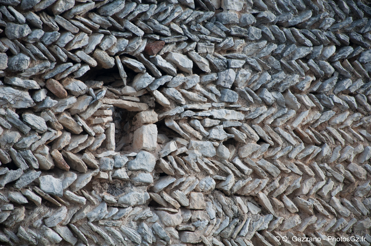 Chateau de Saint Saturnin lès Apt (Vaucluse)
